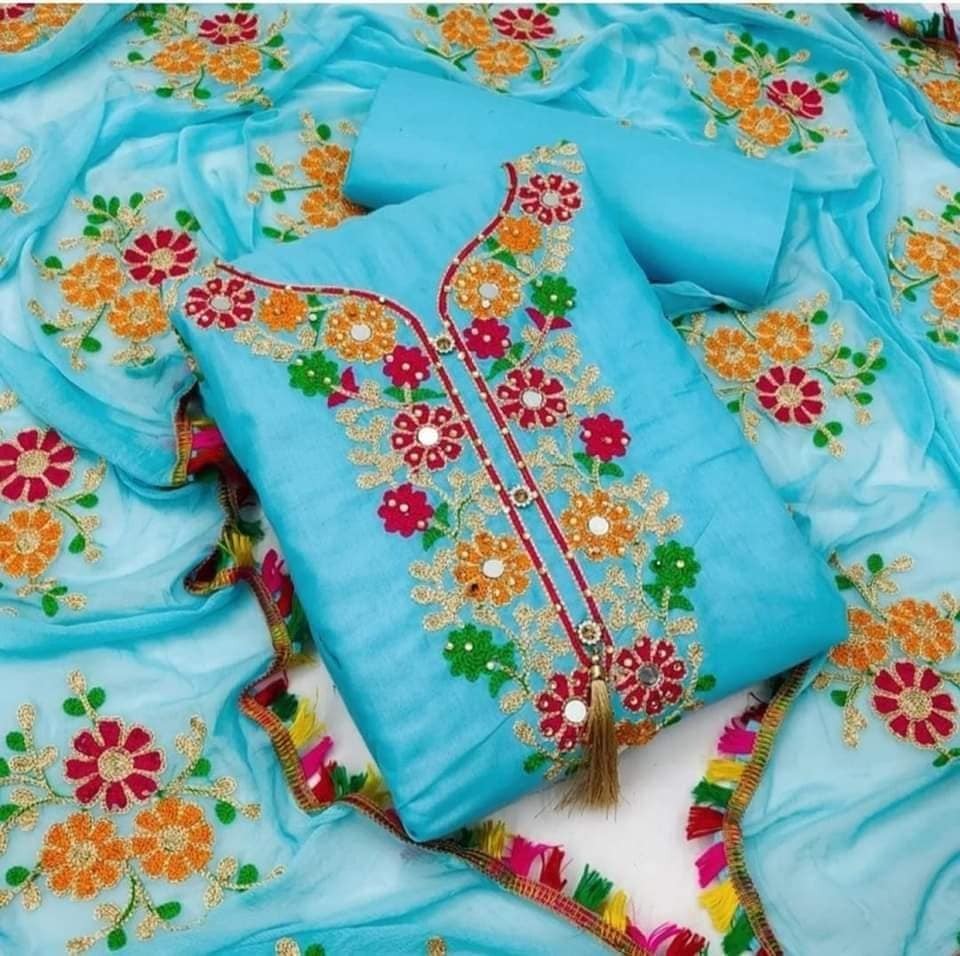 কাশ্মীরি আরি এমব্রডারি থ্রি পিস